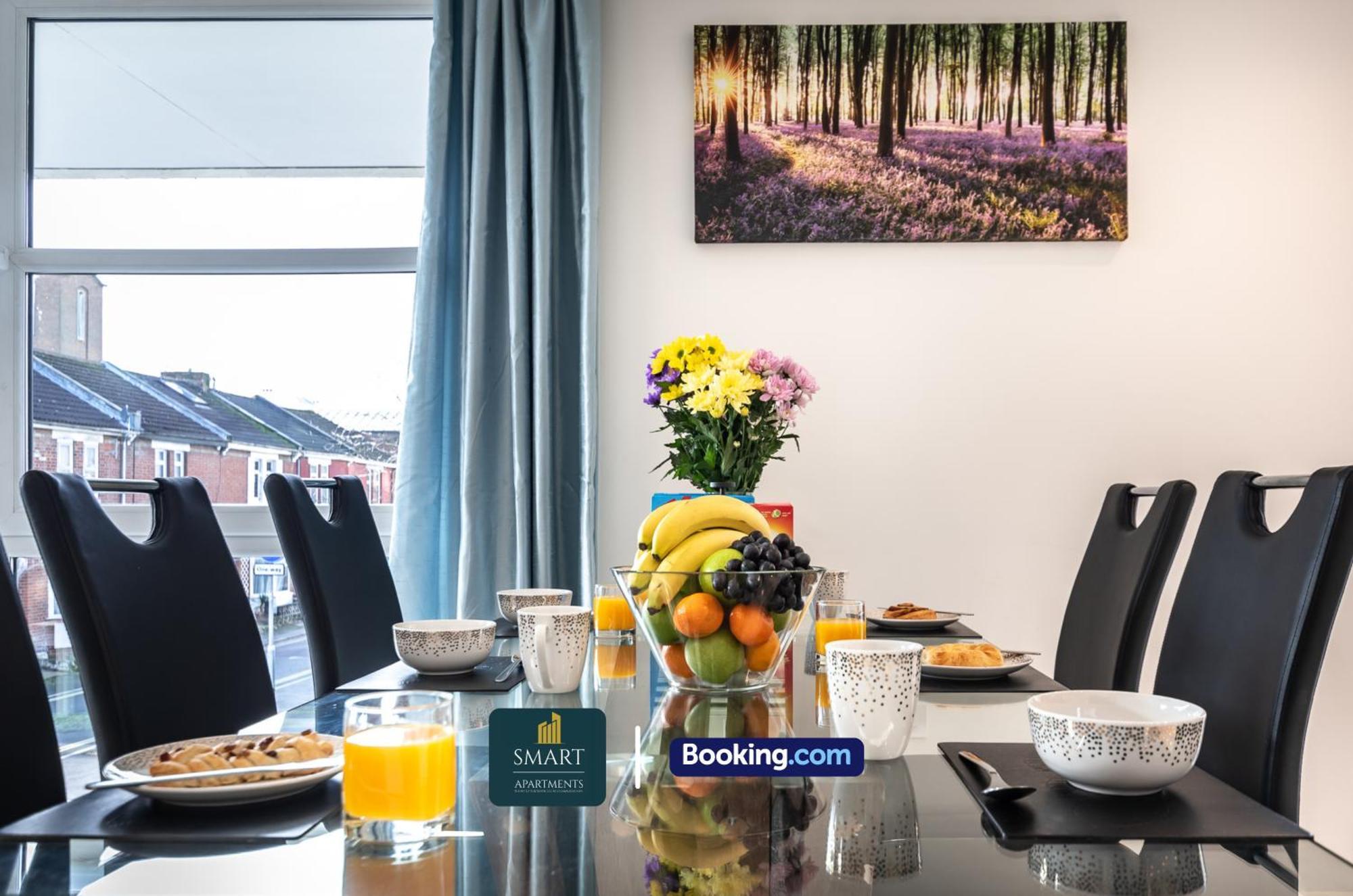 Spacious City Center Apartment By Smart Apartments Short Lets & Serviced Accommodation Apartment Southampton With Free Wifi Kültér fotó
