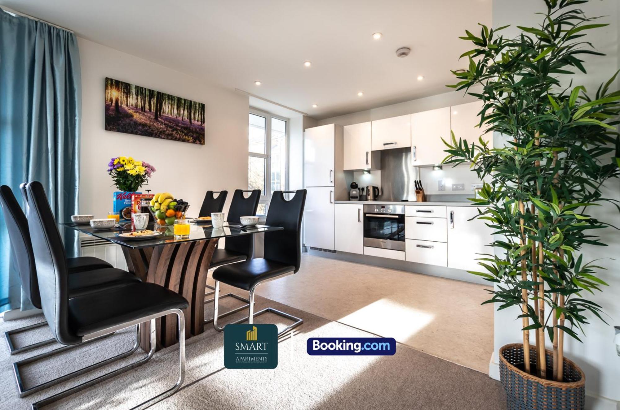 Spacious City Center Apartment By Smart Apartments Short Lets & Serviced Accommodation Apartment Southampton With Free Wifi Kültér fotó