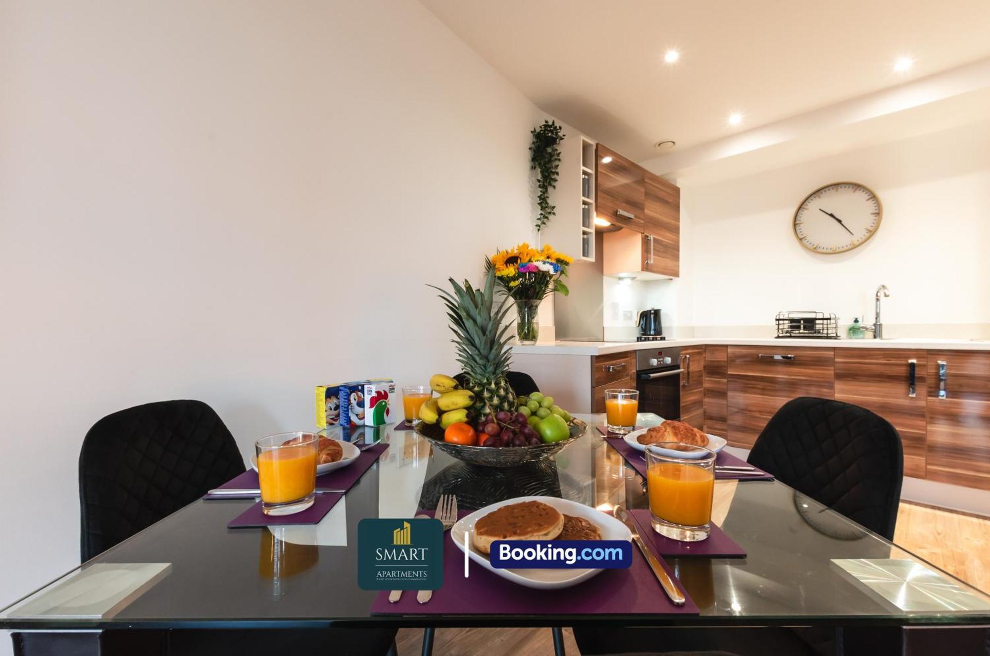 Spacious City Center Apartment By Smart Apartments Short Lets & Serviced Accommodation Apartment Southampton With Free Wifi Kültér fotó
